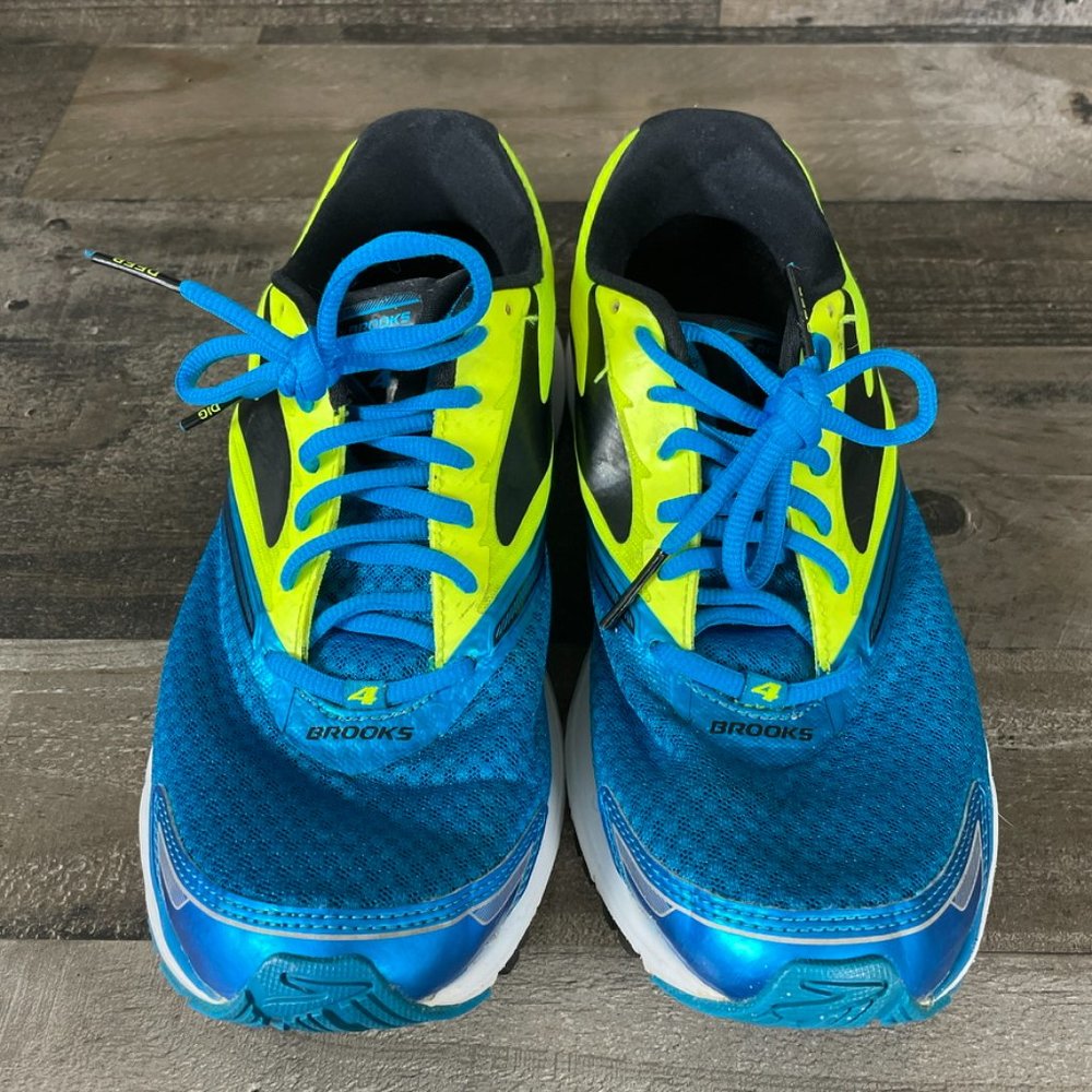 Brooks Launch 4 Running Sneakers - Picture 4 of 9